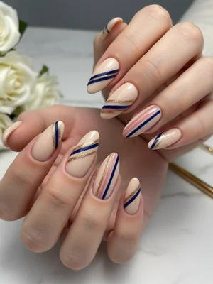 Beautiful Photo-real Salon Stripes Nails