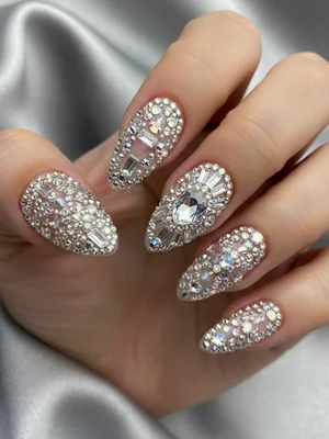 Gorgeous Photo-real Salon Rhinestone Nails