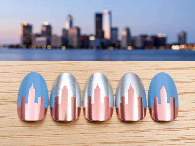 Nail art inspired by St. Charles, Illinois